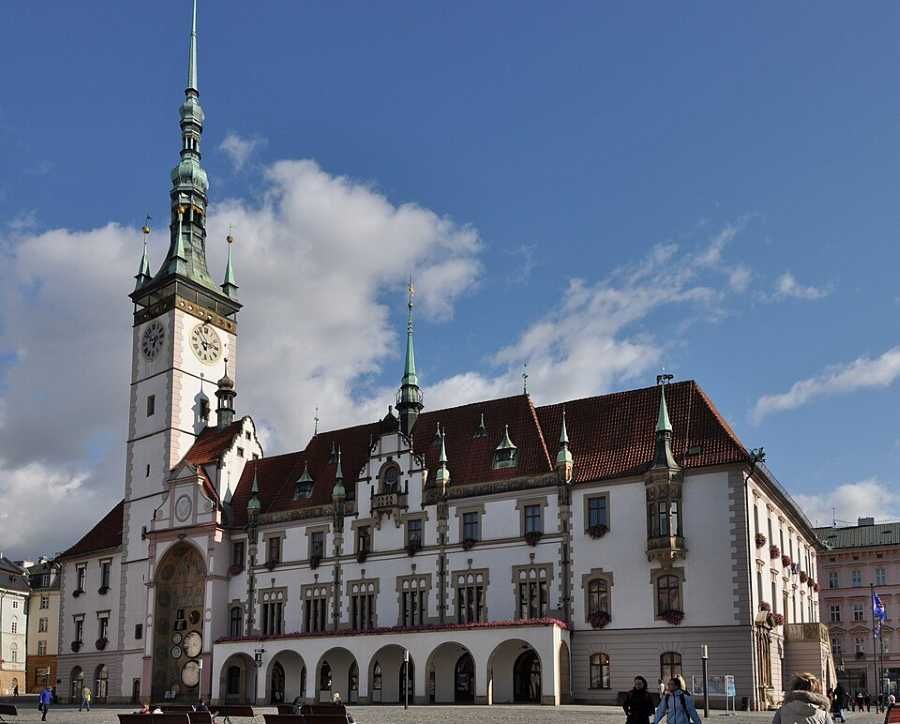 Olomouc láká nové obyvatele: 10 tisíc za trvalý pobyt!