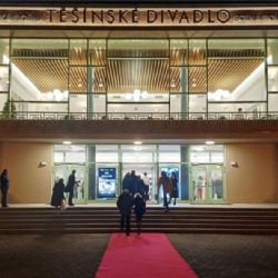 Těšínské divadlo po rekonstrukci uvádí 13 premiér. Společně chystá česko-polské Jméno růže
