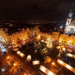 Vánoční trhy v Praze zahájí sezonu, ceny občerstvení se liší podle prodejců