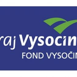 Proletí 100letí: Piknik s dechovkou v jihlavském parku u VŠPJ u autobusového nádraží